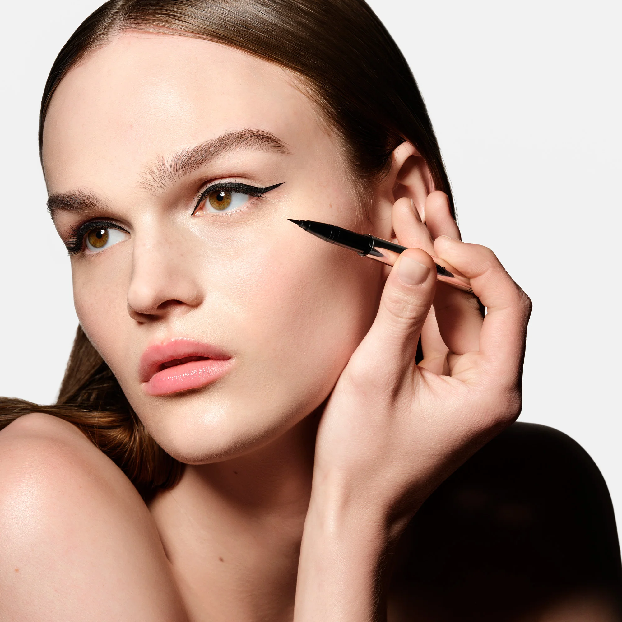 Clear Cut Liquid Eyeliner - Image 5