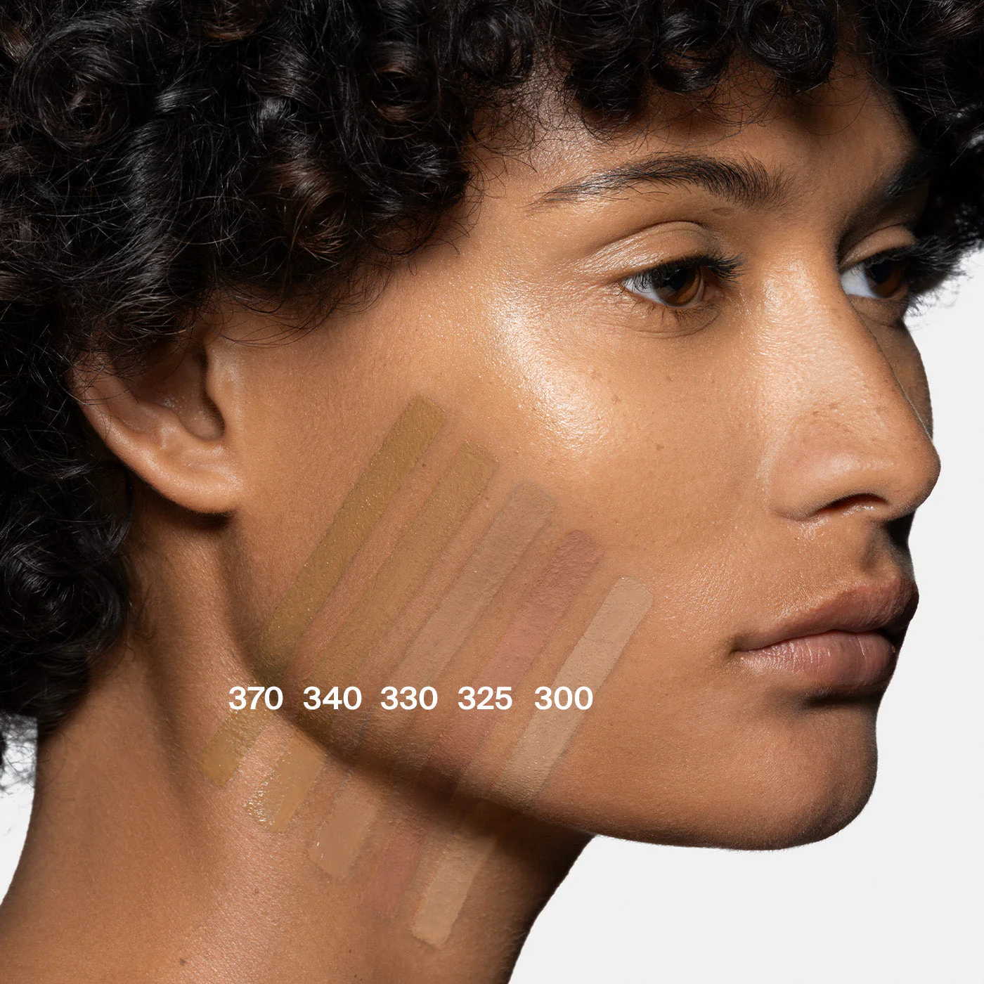 Triclone™ Skin Tech Foundation Discovery Set - Image 10